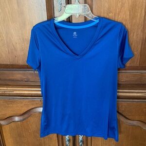 Size large champion athletic top